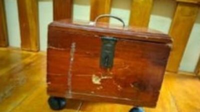 Ketahuan Warga Saat Nyolong Kotak Amal Masjid, Pria Ini Digiring ke Polsek Jonggol