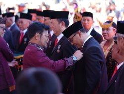 Iwan Setiawan Raih Penghargaan Tanda Kehormatan Satyalancana Wira Karya 2023