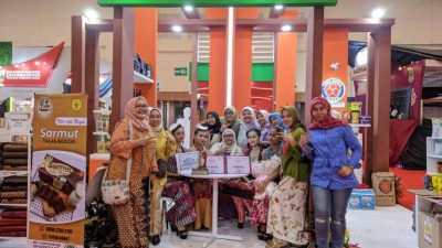 Pemkab Bogor Sabet Juara 1 Fashion Show Wastra Nusantara di APKASI Otonomi Expo 2023