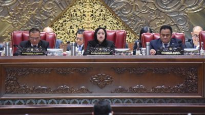 Puan Pastikan Hak-Hak Nakes Tak Hilang dalam UU Kesehatan yang Disahkan DPR