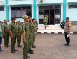 Linmas Se-Kecamatan Kemang Dilatih dan Diberikan Pembekalan Oleh Bhabinmas dan Babinsa