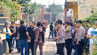 PPDB Sistem Zonasi Dinilai Bermasalah, Kades dan Ormas Geruduk SMAN 1 Gunung Putri
