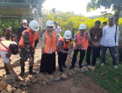 Bangun Jalan Penghubung Lingkungan dengan Samisade, Ini Harapan Kades Pabuaran