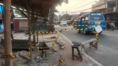 Jalan Amblas di Leuwiliang Makin Melebar, Bikin Pengendara Khawatir