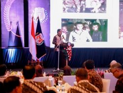 Bima Arya dan Ganjar Pranowo Berbagi Cerita Bangganya Jadi Anak Polisi