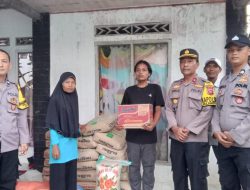 Peduli Korban Rumah Ambruk, Polsek Rumpin Berikan Bantuan