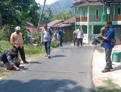 Lama Dinanti Warga, Akhirnya Jalan Desa Sipayung Sukajaya Dibangun Pakai Samisade