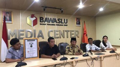 Kosongkan 514 Jabatan, Bawaslu RI Dianugerahi Piagam MARI, Ajaib Sih!