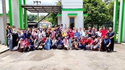 Berkat Jemput Bola Urus Administrasi, Pemdes Palasari Diapresiasi Warganya