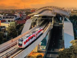Catat! LRT Jabodebek Mulai Beroperasi 26 Agustus, Kasih Diskon Satu Bulan