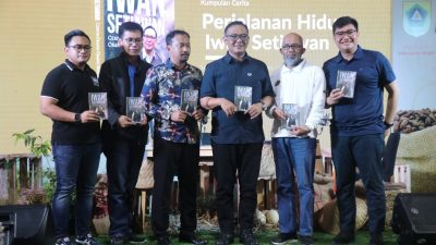 Buku Itu Berjudul “Iwan Setiawan Cerita Orang-Orang Bogor” Disusun Apa Adanya