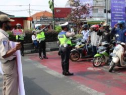 Siap-siap! Masyarakat Agar Berdiri Tegap Saat Pukul 10.17-10.20 WIB Hari Ini