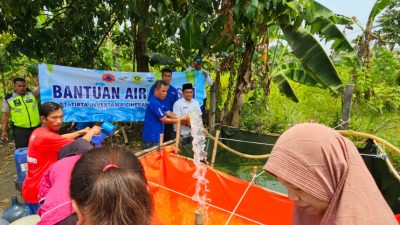 Peduli, AQUA Salurkan Air Bersih ke Masyarakat Jawa Barat