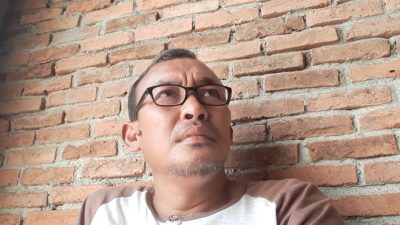 Kekuasaan Semata Wayang
