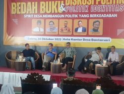 Rocky Gerung Bedah Buku Politik Identitas dan Diskusi Politik di Desa Bantarsari Rancabungur