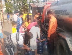 BPBD Kabupaten Bogor Suplai Air Bersih ke Warga Sukaraja Terdampak Kekeringan