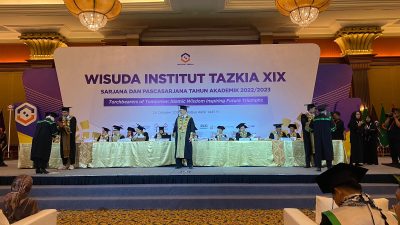 Institut Tazkia Wisuda 448 Mahasiswa, Dibuka dengan Doa Khotmul Quran