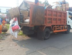 Waduh! Armada Truk Sampah Pemkab “Nyelonong” Angkut ke Wilayah Kota Bogor