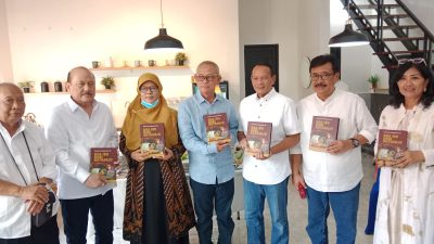 Sambil Silaturahmi, Relawan Gapura Nusantara Launching Buku Ganjar Pranowo