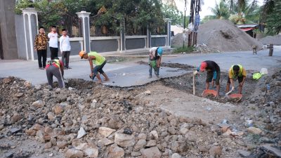 Wakil Ketua DPRD Agus Salim Tinjau Proyek Jalan Pondok Rajeg, Berharap Tidak Mengganggu Perekonomian Masyarakat