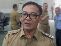 Perumda Tirta Kahuripan Bayarin Bupati Iwan Setiawan ke Prancis
