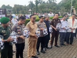 Bupati Iwan Setiawan Lepas Kirab Pemilu 2024