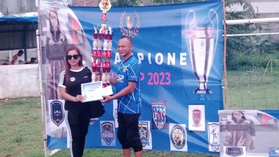 Ellena Pengusaha Baja Gelar Turnamen Sepak Bola U-40 di Gunung Putri