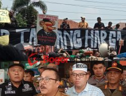 Kantornya Dikepung Berjam-jam Oleh Massa Demonstran, Camat Parung Panjang Akhirnya Buka Suara