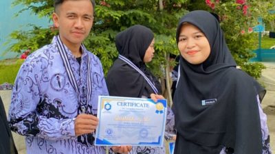 Keren!!! Baru Ngajar 2 Tahun, Guru Muda Ini Boyong 3 Penghargaan Sekaligus dari SDIT IGS As-Salam