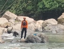 Uci Sanusi, Warga Rancabungur Korban Terbawa Arus Sungai Cigamea Belum Ditemukan