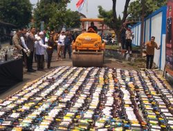 Polresta Bogor Kota Musnahkan Ribuan Miras dan Petasan Pemicu Tawuran