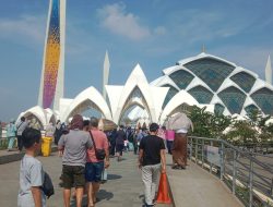 Setahun Dibuka, Pengunjung Masjid Al Jabbar Capai 4 Juta Lebih