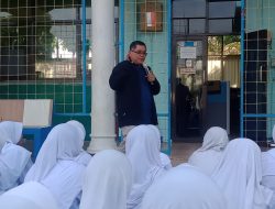 Subagiyo Ketua PWI Ajak Siswa SMPN 2 Cibinong Gunakan Medsos dengan Bijak dan chek and recheck