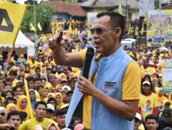 Kampanye Akbar Pileg dan Pilpres Partai Golkar di Sukajaya Diserbu Ribuan Warga
