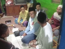 Acang Meninggal Saat Hadiri Kampanye di GBK, Fadli Zon Takziah ke Rumah Duka di Klapanunggal
