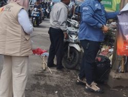 Masa Tenang, Panwascam Parung dan Tim Gabungan Tertibkan APK