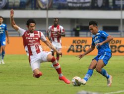 Persib Bandung Siap Bangkit Lawan Barito Putera