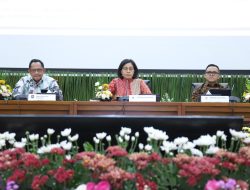 Pemerintah Berikan THR dan Gaji ke-13 Bagi ASN, Cair 100 Persen