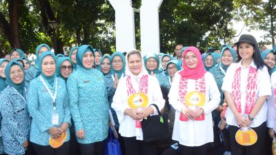 Gerakan Tanam Cabai Nasional, Ibu Negara Tanam Cabai di Cirimekar Cibinong