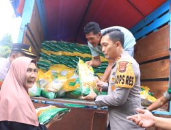 Kapolres Bogor Bersama Instrumen Pemerintah Gelar Pasar Murah di Pasar Cigombong