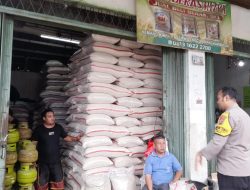Bhabinkamtibmas Polsek Kemang Pantau Harga Beras di Pasar Kemang, Kata Pedagang Ada Penurunan