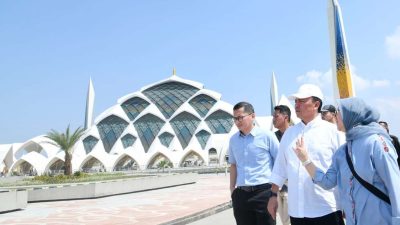 Pengelolaan Masjid Raya Al Jabbar Dievaluasi Menyeluruh Buntut Pungli oleh Oknum Jukir