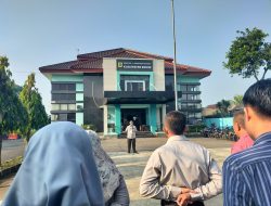 Apel Pagi Pasca Libur Lebaran, Sekcam Kemang Beri Motivasi Pegawai
