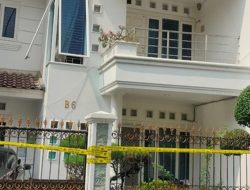 Polisi Gerebek Pabrik Ekstasi Rumahan Milik Fredy Pratama, Amankan 6 Orang Tersangka