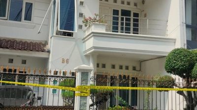 Polisi Gerebek Pabrik Ekstasi Rumahan Milik Fredy Pratama, Amankan 6 Orang Tersangka