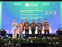Perkuat Komitmen Pembangunan Berkelanjutan, Solusi Bangun Indonesia Pabrik Narogong Raih TOP CSR Awards 2024