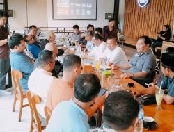 Bukan Kaleng-kaleng! Tak Hanya ke Parpol, Akew Juga Sowan ke Aliansi Buruh, Mantap Maju di Pilbup Bogor