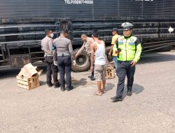 Lindas Pengendara Motor Hingga Tewas di Gunung Putri, Truk ini Malah Kabur