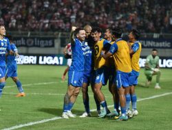Kembali Gasak Madura United, Persib Bandung Akhiri Puasa Gelar 10 Tahun