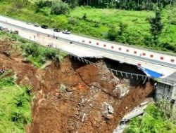 Komisi V DPR Minta Kementerian PUPR Ambil Keputusan Cepat Perbaikan Tol Bocimi yang Longsor